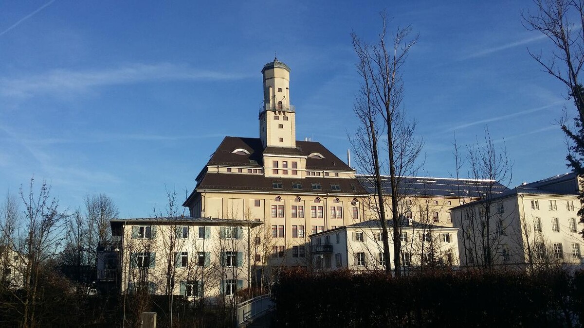 Bilder CHIRON Heilpraktikerschule