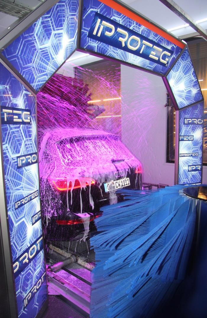 Bilder Frank´s CarWash EXPRESS Oberursel