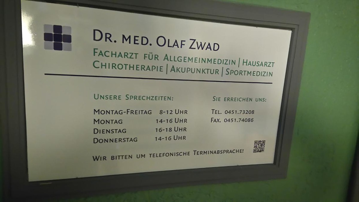 Hausarztpraxis Dr. Olaf Zwad Logo