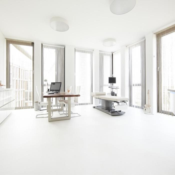 Bilder Privatpraxis bones and brain in Köln - Orthopäde Dr.med. Böttenberg