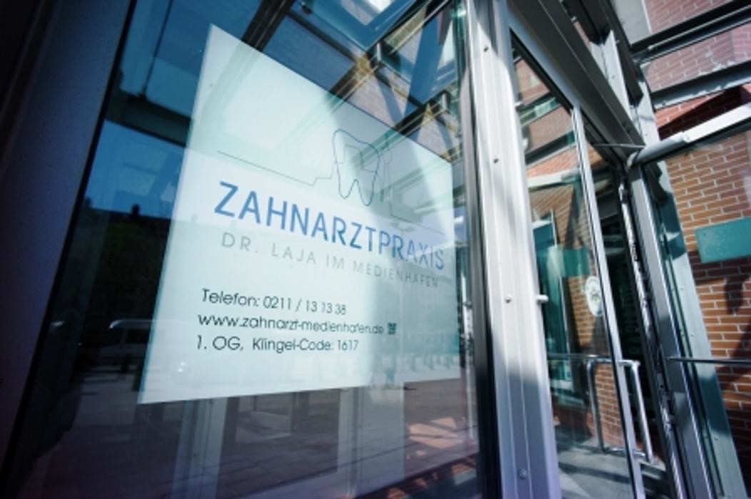 Bilder Zahnarztpraxis Dr. Laja & Kollegen im Medienhafen