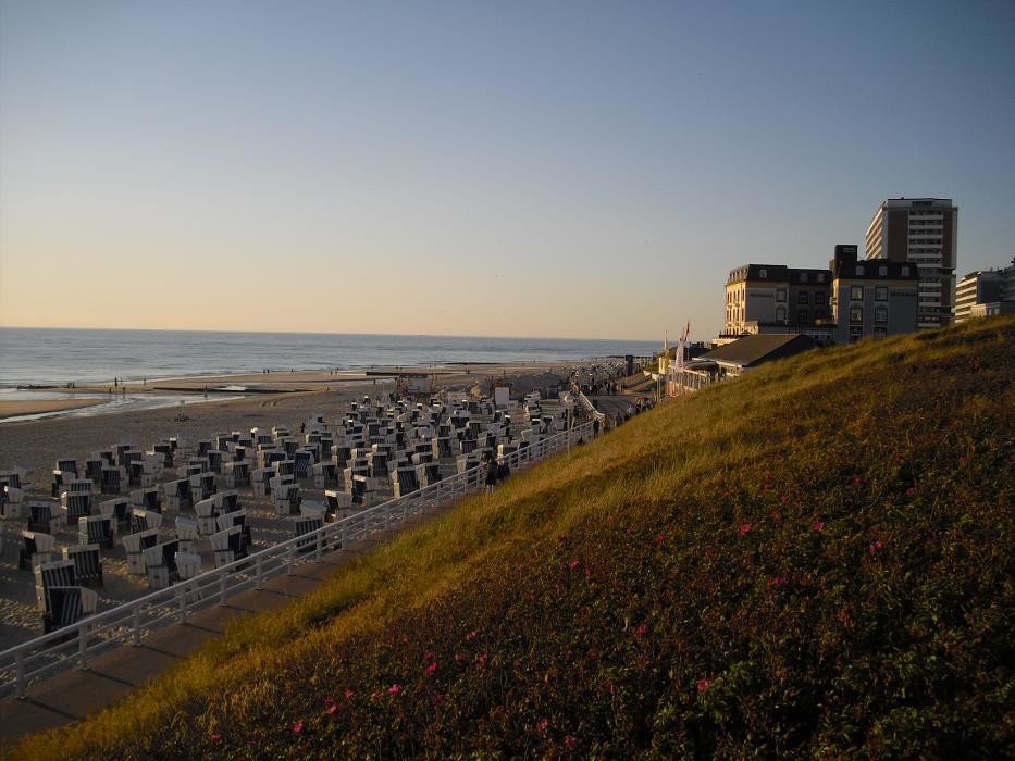 Bilder BEQUEM App.-Verm. und Immobilien am Südstrand