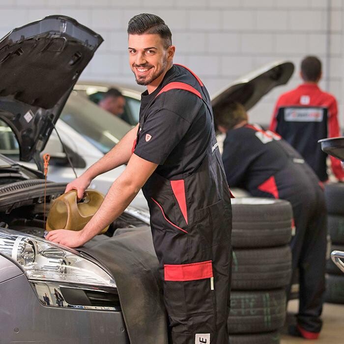 Bilder First Stop Reifen Auto Service