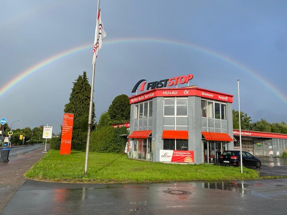 Bilder First Stop Reifen Auto Service