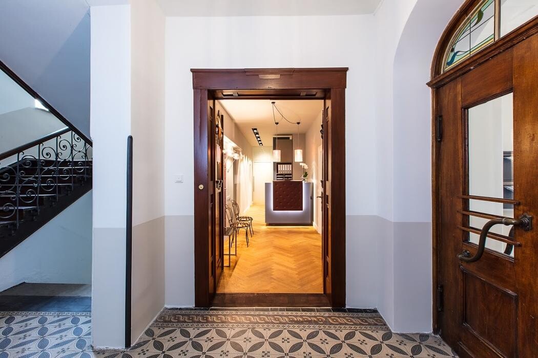 Bilder LipoAesthetic - Praxis Uwe W. Petrus - prakt.Arzt - ästhetische Chirurgie