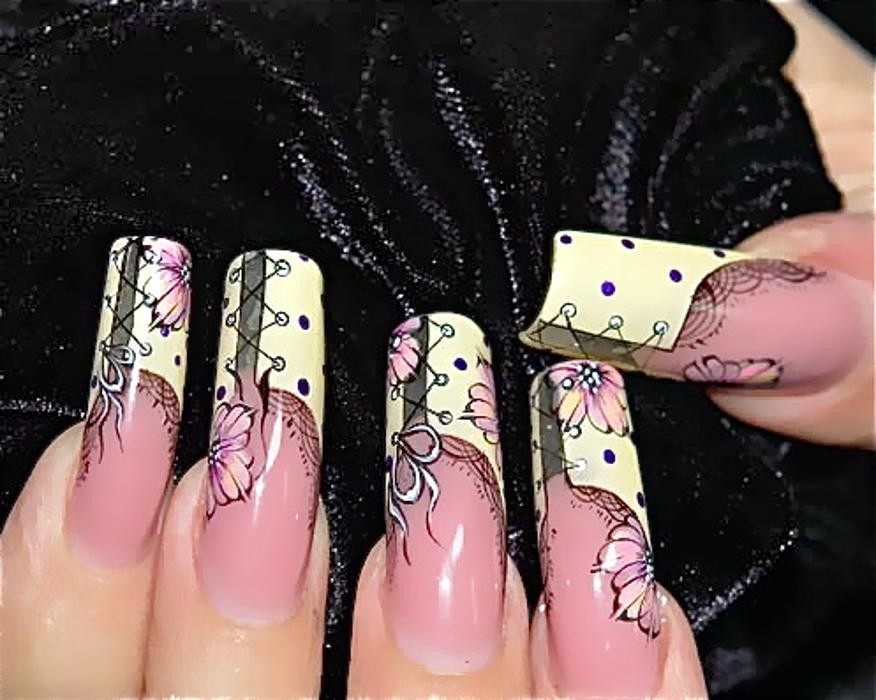 Bilder Eri-Jeynn Nagelstudio & Ausbildungscenter