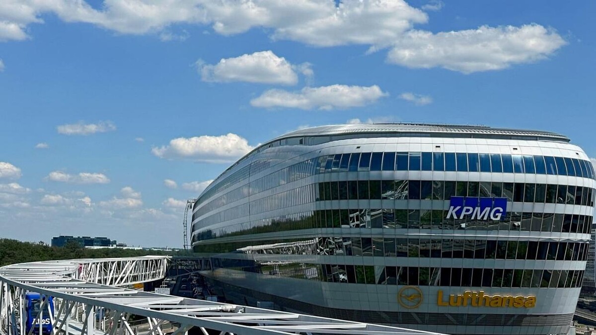 Bilder Regus The Squaire Business & Conference centre