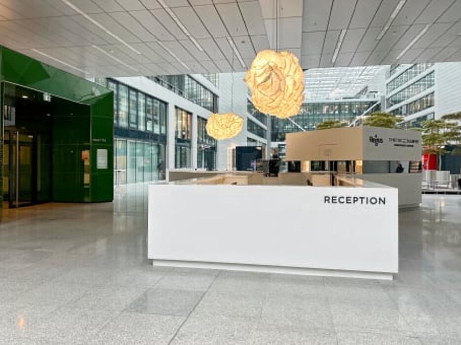 Bilder Regus The Squaire Business & Conference centre