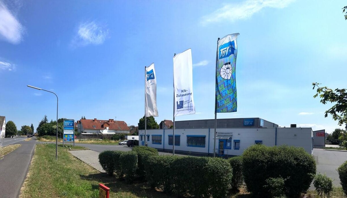 Bilder TÜV Service-Center Dieburg