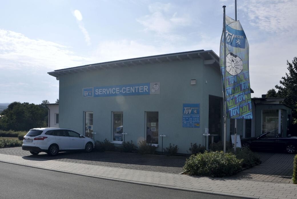 Bilder TÜV Service-Center Bad Camberg