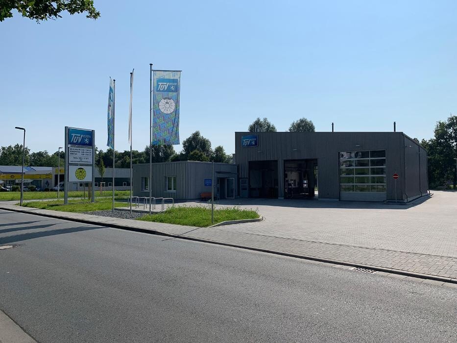 Bilder TÜV Service-Center Erbach