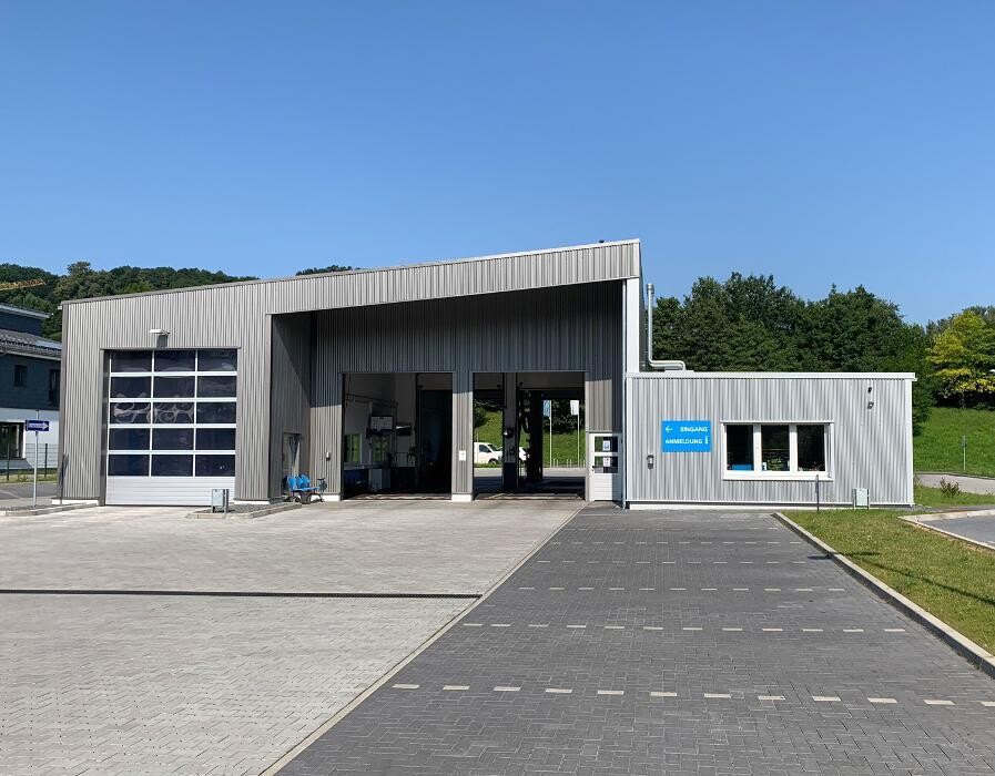 Bilder TÜV Service-Center Erbach