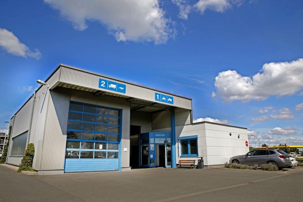 Bilder TÜV Service-Center Dietzenbach