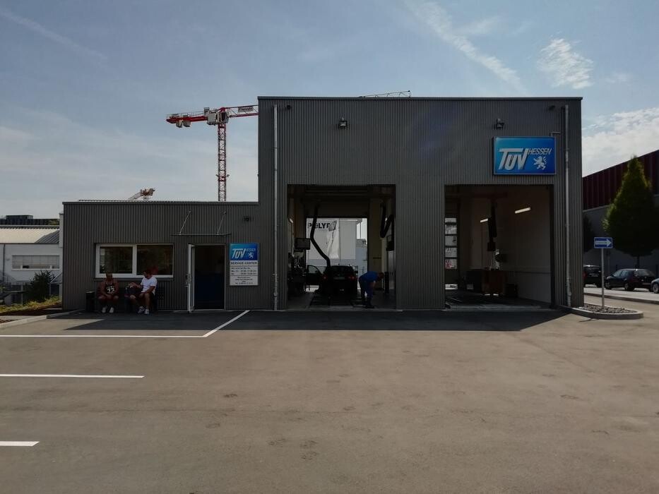 Bilder TÜV Service-Center Bad Homburg