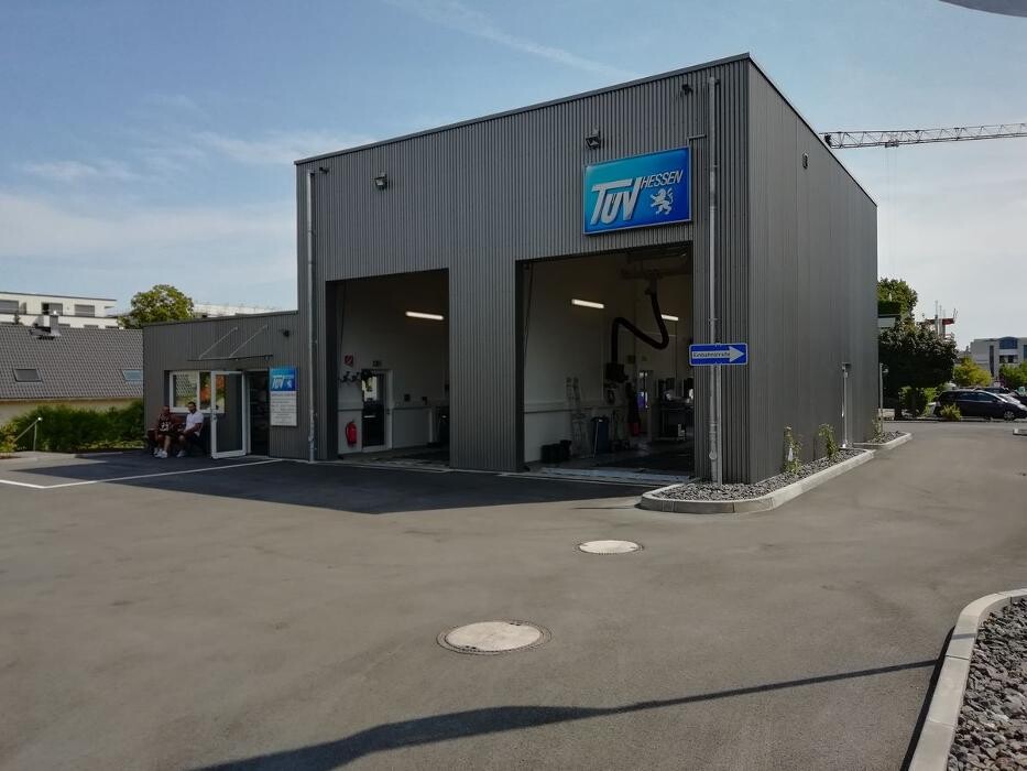 Bilder TÜV Service-Center Bad Homburg