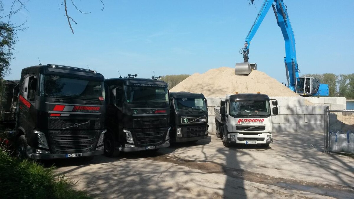 Bilder Altenhofen Transporte Kies Sand