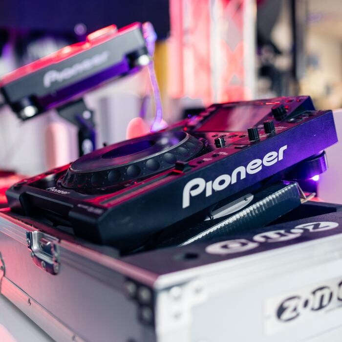 Bilder djshop24 / Multi-Music-Corner e.K.