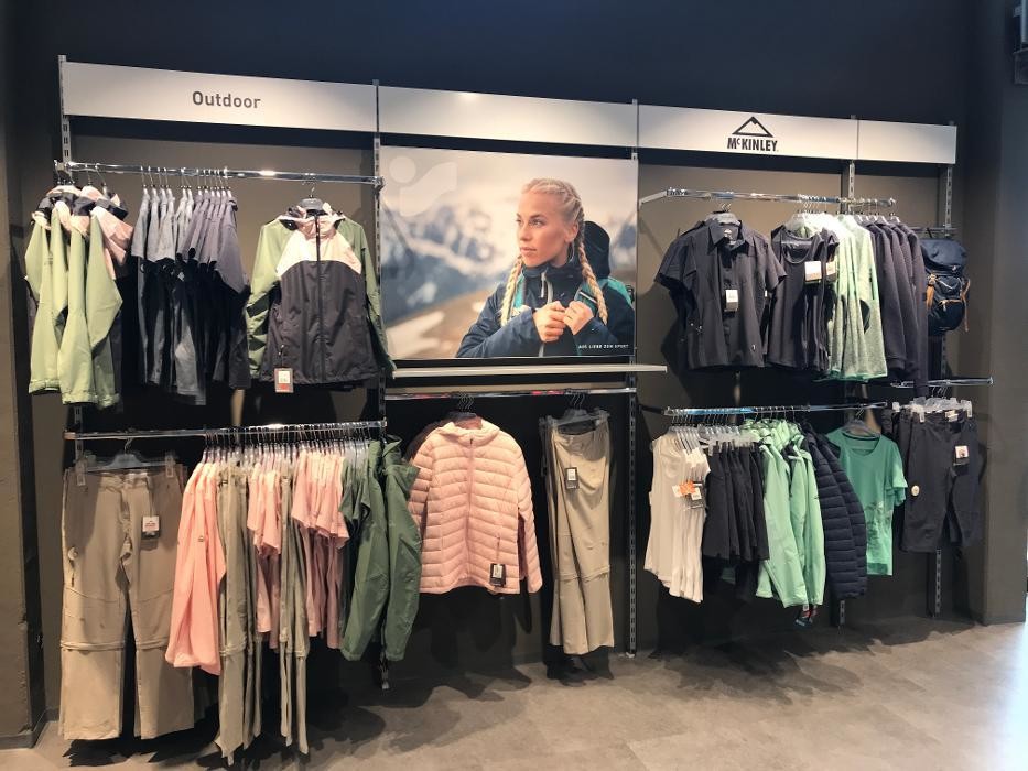 Bilder INTERSPORT Voswinkel Indupark | Große Ski- und Outdoorwelt