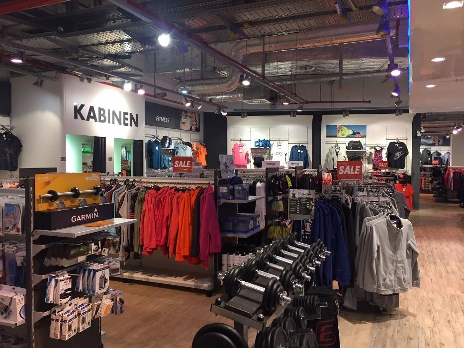 Bilder INTERSPORT Voswinkel Skyline Plaza