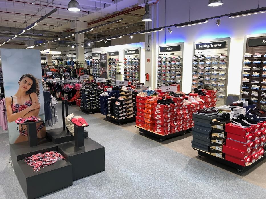 Bilder INTERSPORT Voswinkel Waterfront