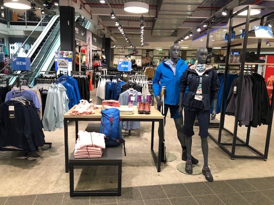 Bilder INTERSPORT Voswinkel Main-Taunus Zentrum