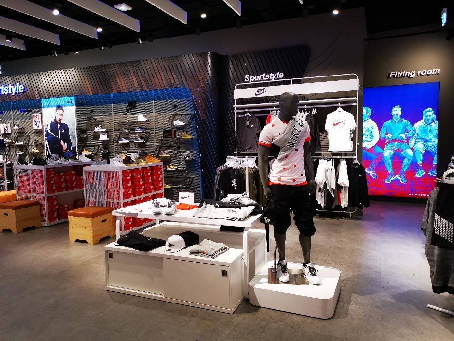 Bilder INTERSPORT Voswinkel ALEXA