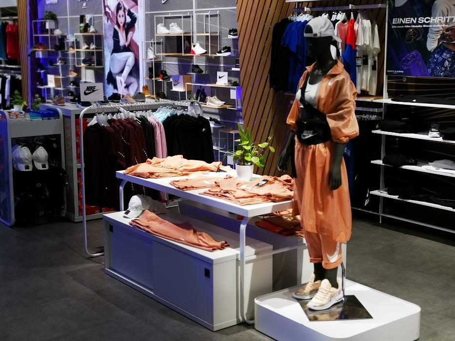 Bilder INTERSPORT Voswinkel ALEXA