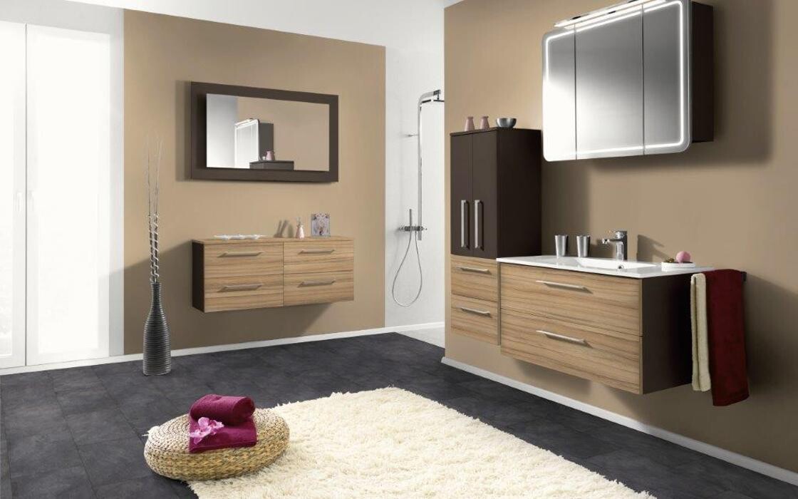 Bilder F.B. Löbach Holzhandlung Bau- und Möbelbeschläge e. K.