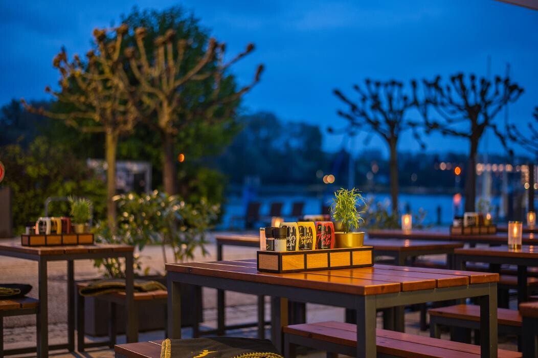 Bilder PETER PANE Burgergrill & Bar