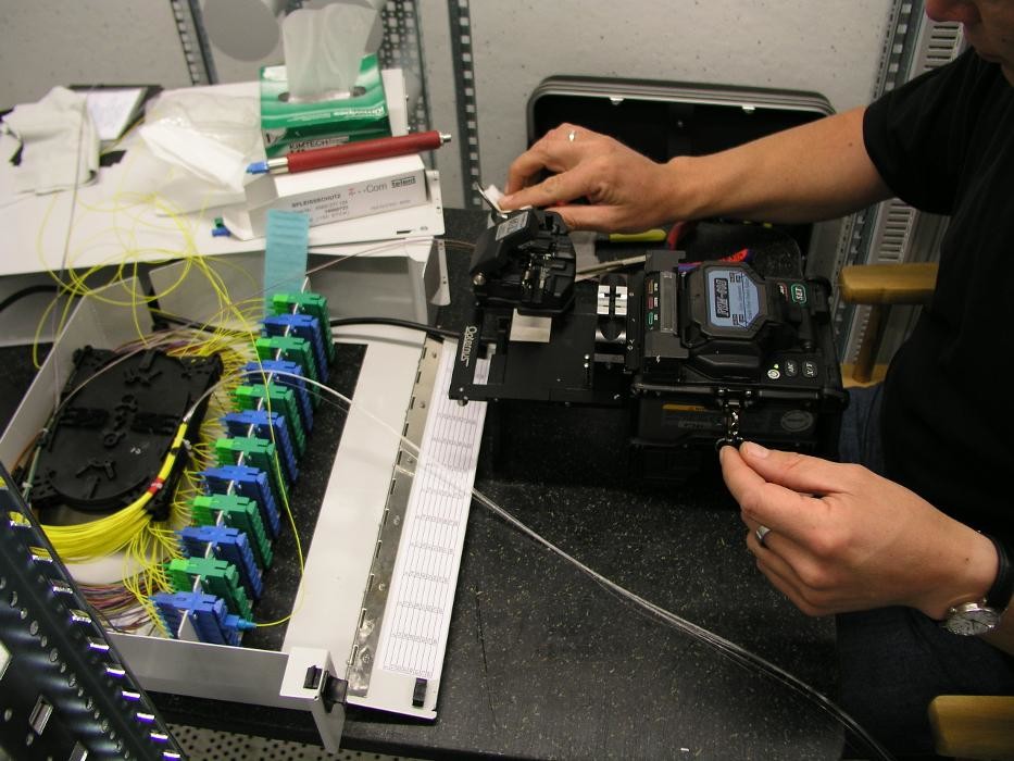 Bilder FCS. Fiber Connecting Services GmbH & Co.KG