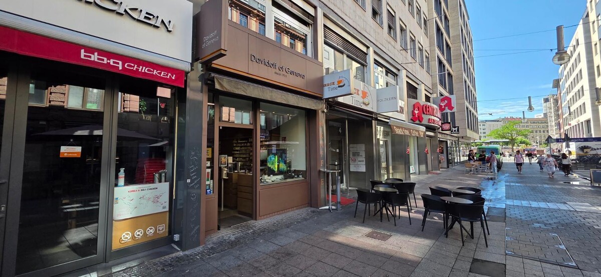 Bilder Davidoff of Geneva since 1911 by WOLSDORFF TOBACCO GmbH