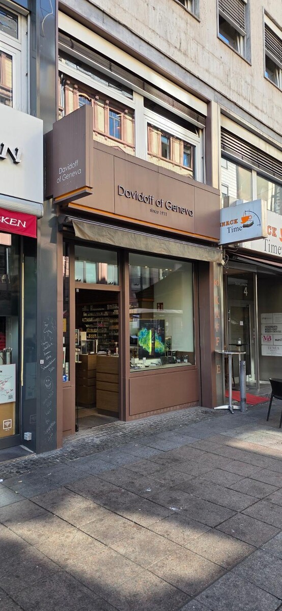 Bilder Davidoff of Geneva since 1911 by WOLSDORFF TOBACCO GmbH