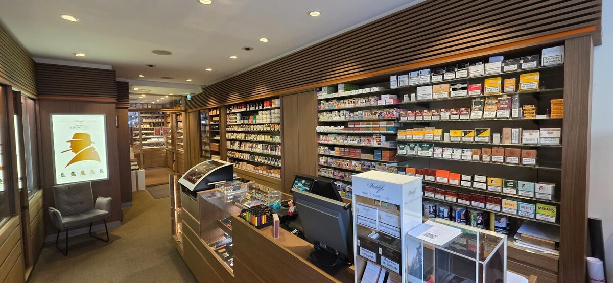 Bilder Davidoff of Geneva since 1911 by WOLSDORFF TOBACCO GmbH