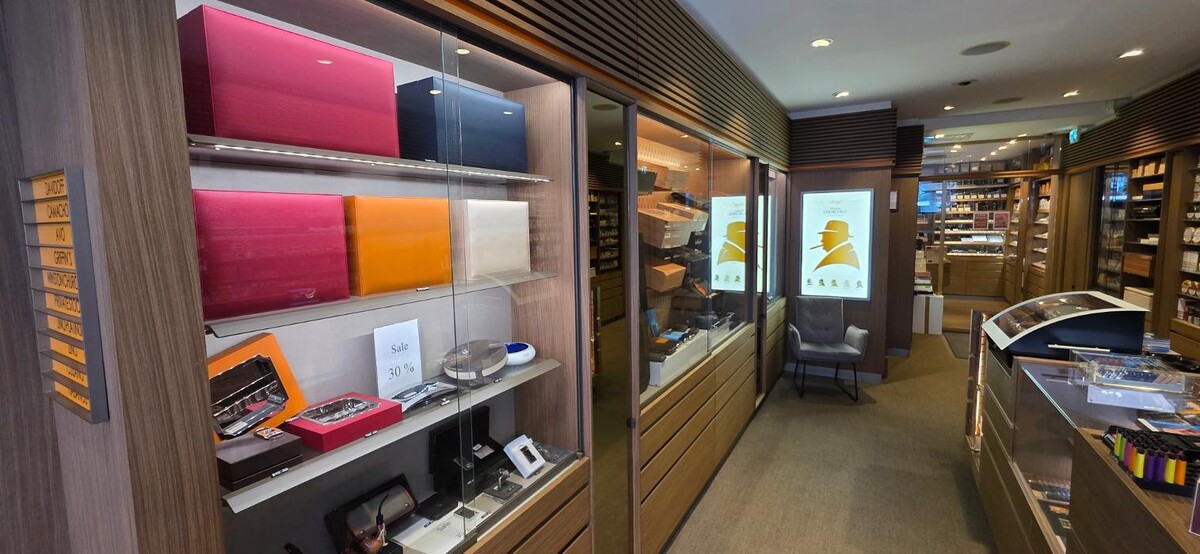 Bilder Davidoff of Geneva since 1911 by WOLSDORFF TOBACCO GmbH