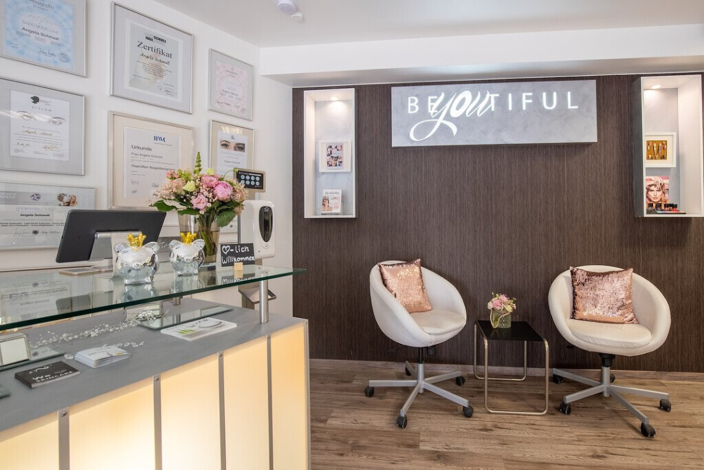 Bilder BeYOUtiful Cosmetics