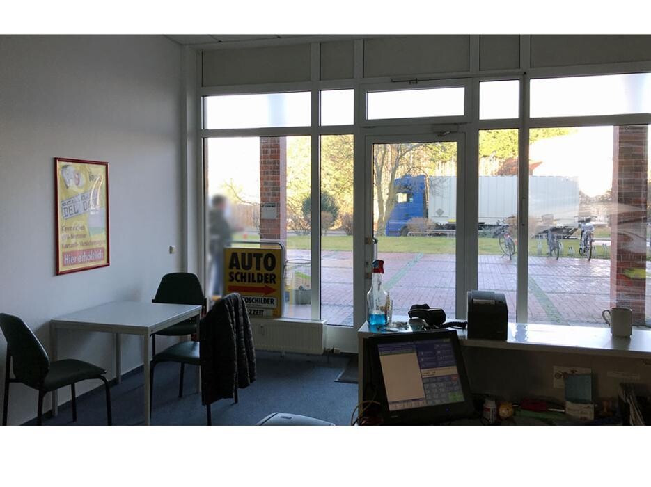 Bilder Autoschilder & Zulassungen STK Werder