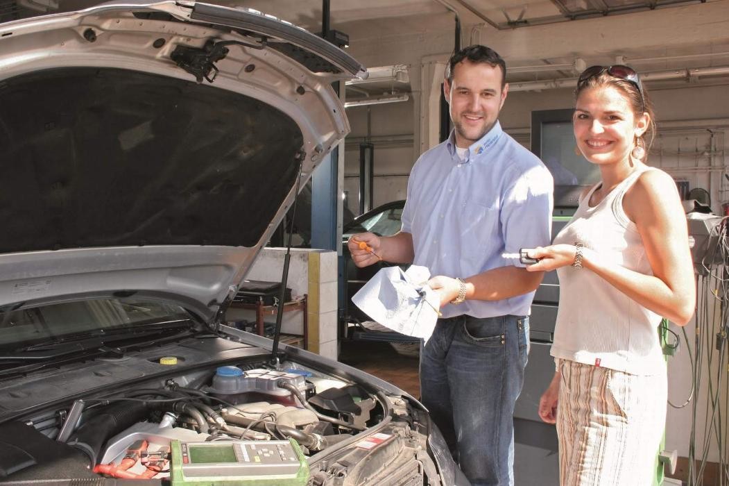 Bilder Meisterhaft Autoreparatur & Handel OHG