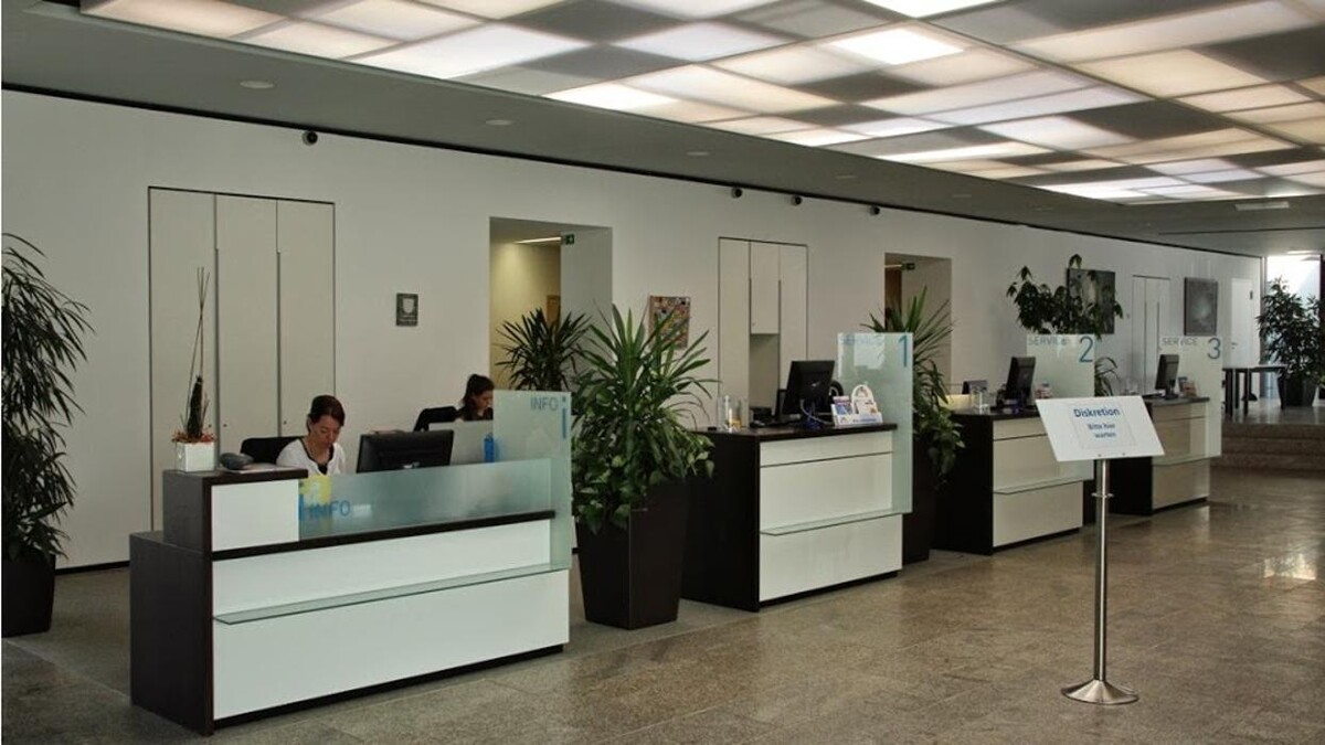 Bilder Volksbank Raiffeisenbank Nordoberpfalz eG Geschäftsstelle Tirschenreuth Mitterteicher Str.