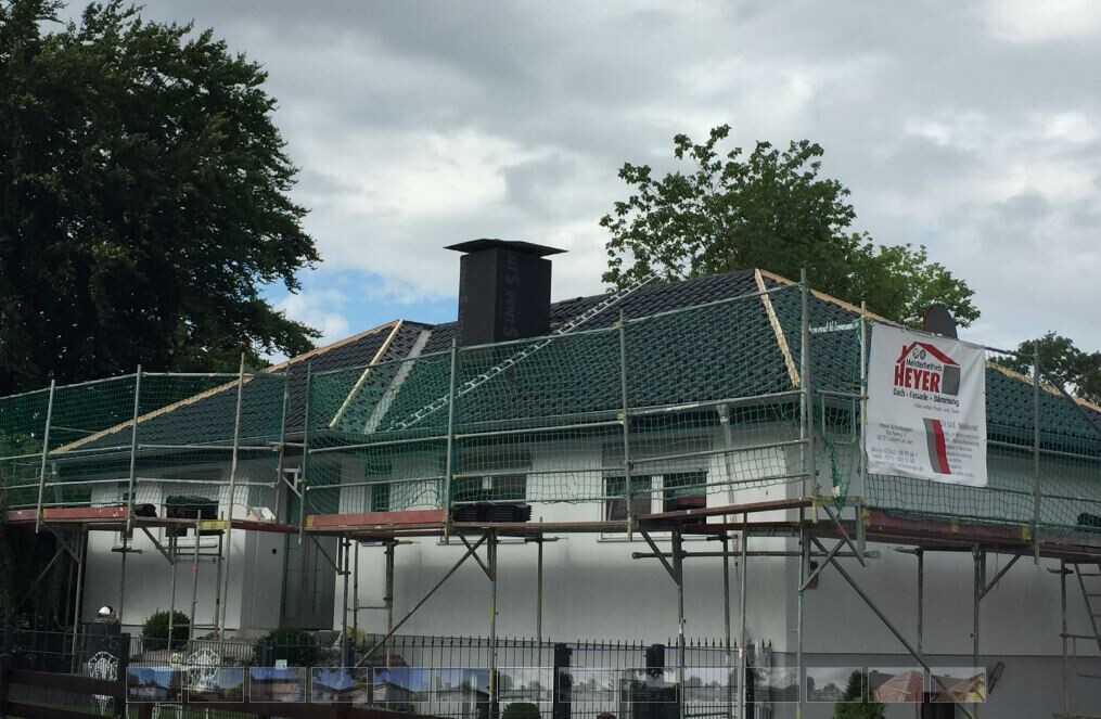 Bilder Heyer Bedachungen Dachdeckermeisterbetrieb - Alles unter Dach und Fach