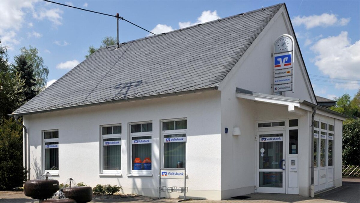 Bilder Geldautomat Cardpoint GmbH in Kooperation mit der Volksbank Trier Eifel eG