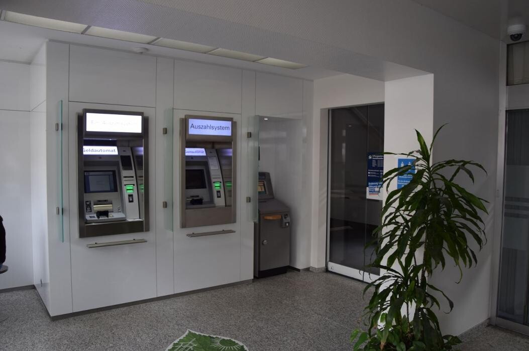Bilder Volksbank Hellweg eG, Regionalzentrum Warstein