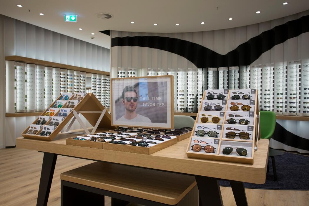 Bilder Mister Spex Optiker Berlin Mitte / Alexa