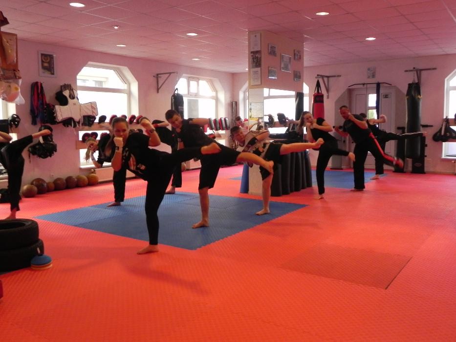 Bilder Golden Ground Gym, Fachsportschule für Kickboxen, Kinder Kickboxen, Kinder Sport, frühkindliche Förderung ab 3 Jahre