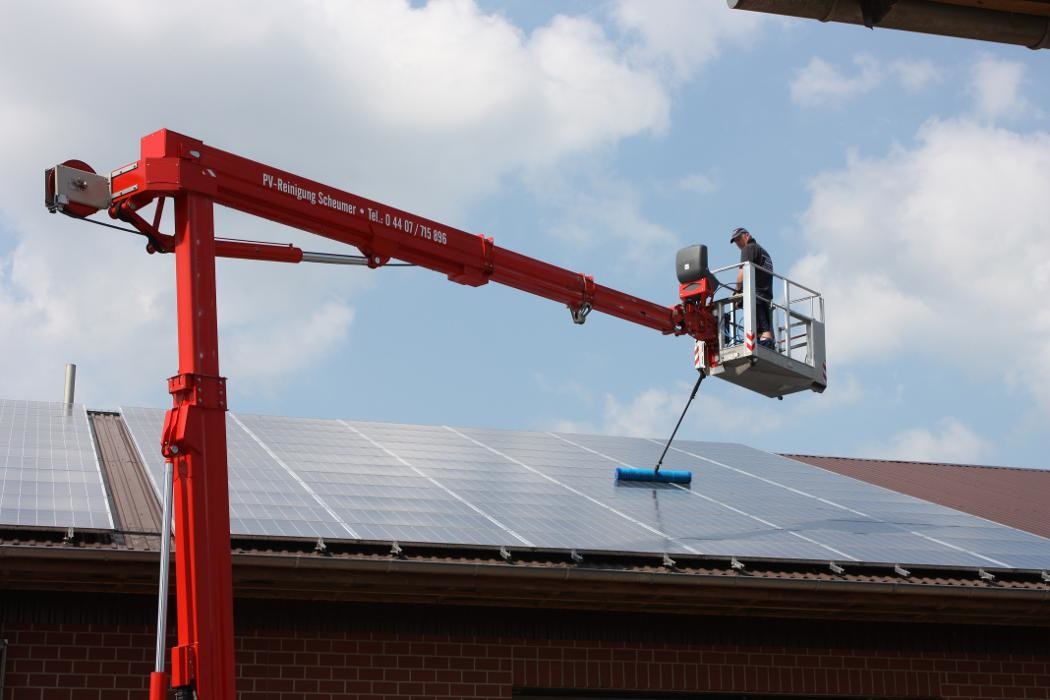Bilder Photovoltaikanlagen Reinigung Scheumer