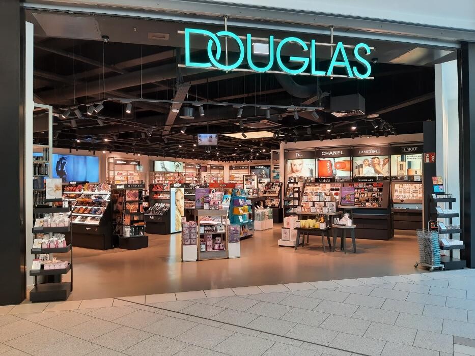 Bilder Douglas Chemnitz Sachsen-Allee