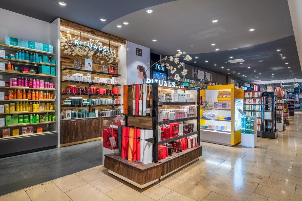 Bilder Douglas Regensburg Donau-Center