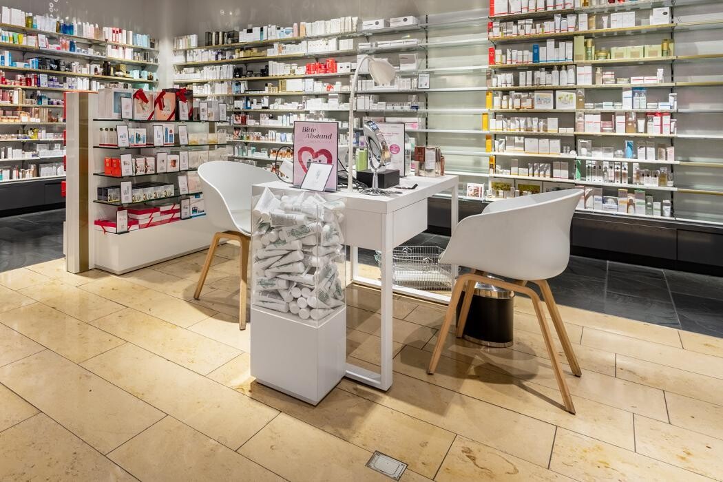 Bilder Douglas Regensburg Donau-Center