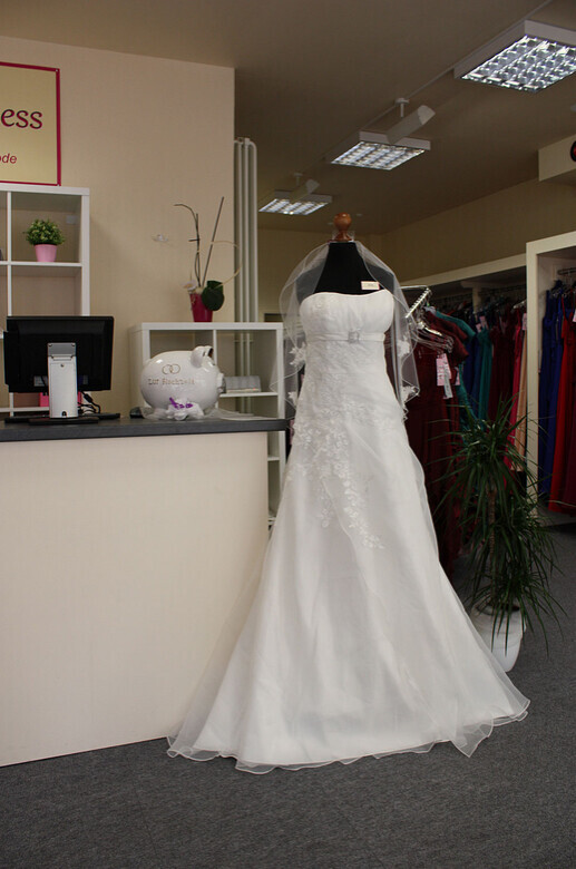 Bilder BrautOutlet Angelex Princess Lage