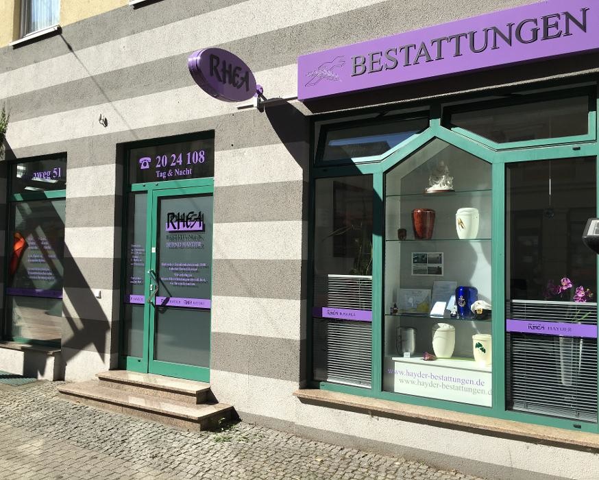 Bilder RHEA Bestattungen Hayder