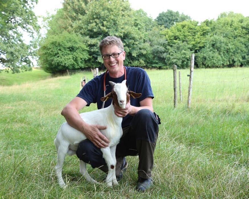 Bilder Tierarztpraxis Bockhorn Dr. E. Papsthard, Dr. Th. Fisch, TÄ J. Rausch